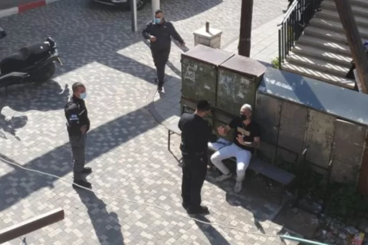 "רבם דקרו": גבר ניסה לחדור לבית הגר”ח קנייבסקי עם סכין בידו ונעצר