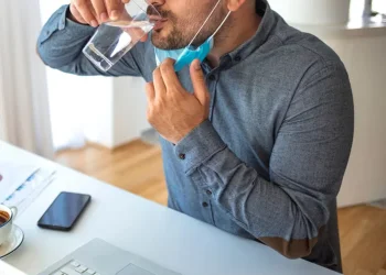 "רק מים": כך אדם פרץ לבתים בחיפה וגנב רכוש יקר 