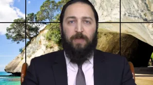 דף יומי: הדף היומי לצפיה - פסחים צ"ב - ט’ אדר: הרב פנחס יוסף אקרב