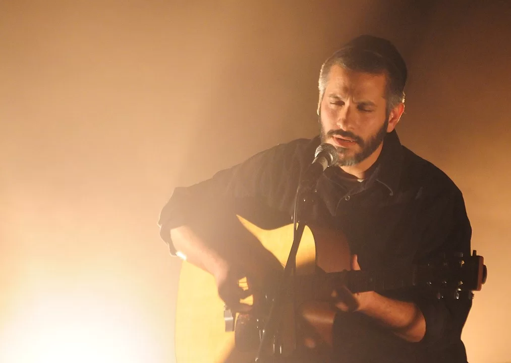 לאחר מאבק בקורונה אביתר בנאי מוציא שיר: "כוכב" לאחר מאבק בקורונה אביתר בנאי מוציא שיר: "כוכב"