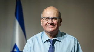 פרופ’ חזי לוי: יתאפשר לחגוג את ליל הסדר עד 20 איש בבית ו-50 בחוץ
