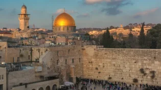 "זיוף ההיסטוריה": הפלשתינים זועמים בעקבות השקת ספר על הר הבית