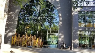 החילוני העיד על הקידוש ה’ של החבדניקים בסין: שומרים על החיים היהודיים בצל הקורונה