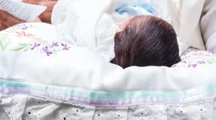 תופעה מקוממת: עושים ברית מילה למרות שהאם לא יהודייה
