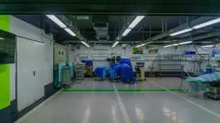 ניסים ברמב"ם: הנערה החרדית נעמה הר כסף התעוררה מהניתוח המורכב