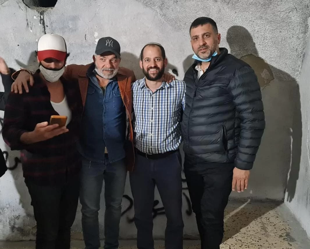 מספר שיא של מתפללים ומטיילים הלילה בקבר יהושע שבשומרון