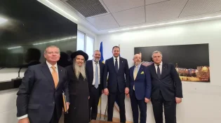 שר הפנים דרעי במפגש עם הרב ארוש ונציגי ממשלת אוקריאנה: "השנה אומן ראש השנה תהיה ללא הגבלות"