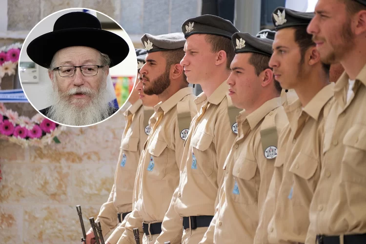 השר ליצמן הניח זר על האנדרטה ושלף את ספר התהילים בטקס יום הזיכרון