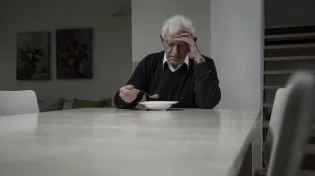 מחקר חדש: האלצהיימר נובע במידה מסוימת מאורח חיים תזונתי בעייתי