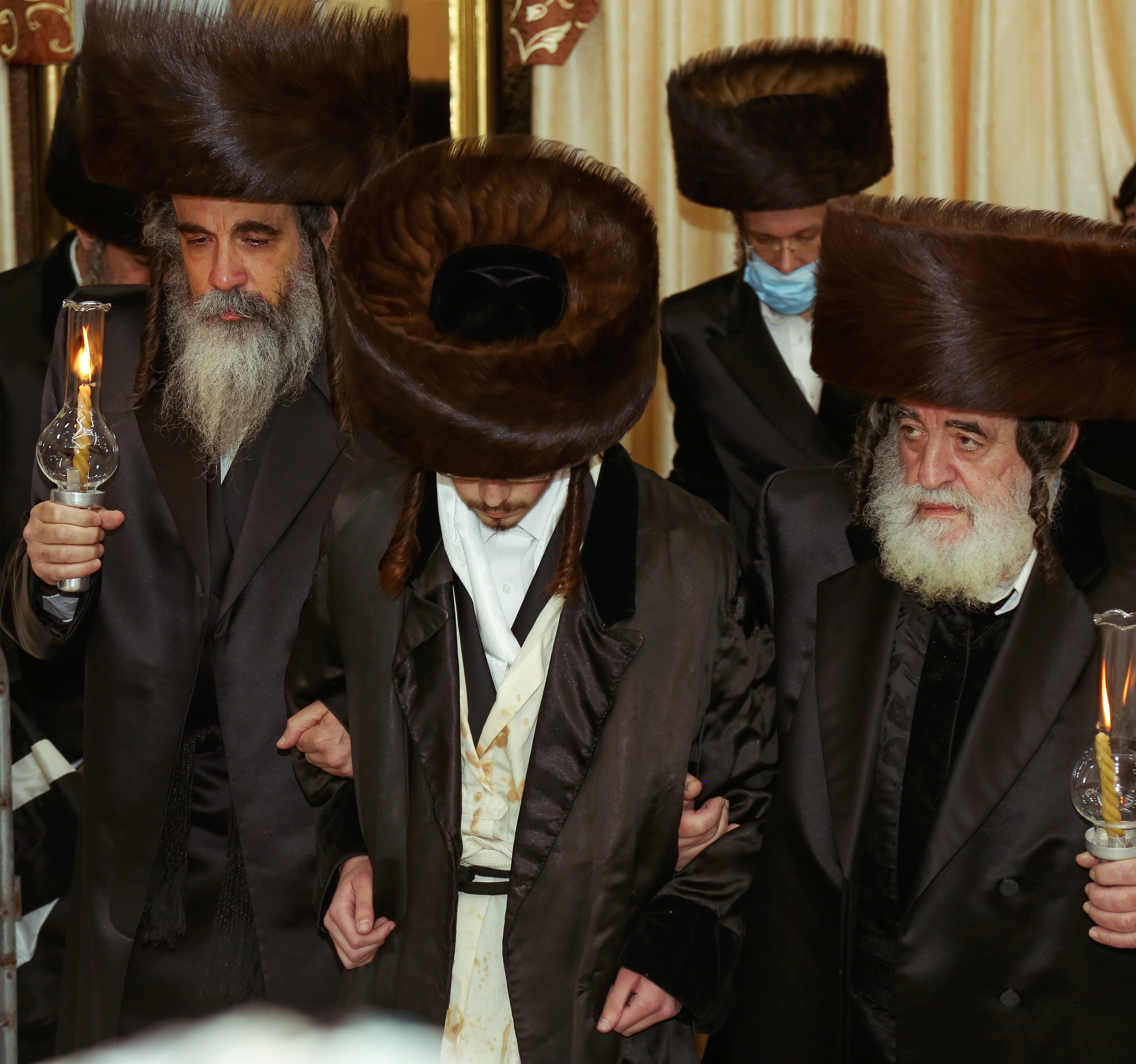 בחסידות ויזניץ’ החליטו: מצמצמים דרמטית את הוצאות החתונות