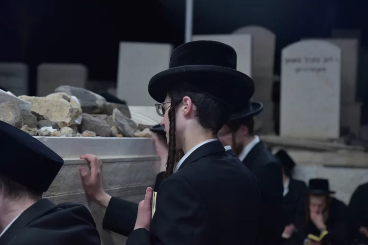 פרשת אחרי מות - תיאור הפרשה פרשת אחרי מות - תיאור הפרשה