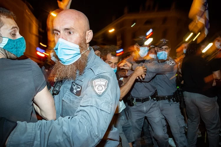 ראש ישיבת ’מיר’ במכתב חריף נגד השתתפות בהפגנות הימין הקיצוני: "עלולים להתגלגל לשפיכות דמים"