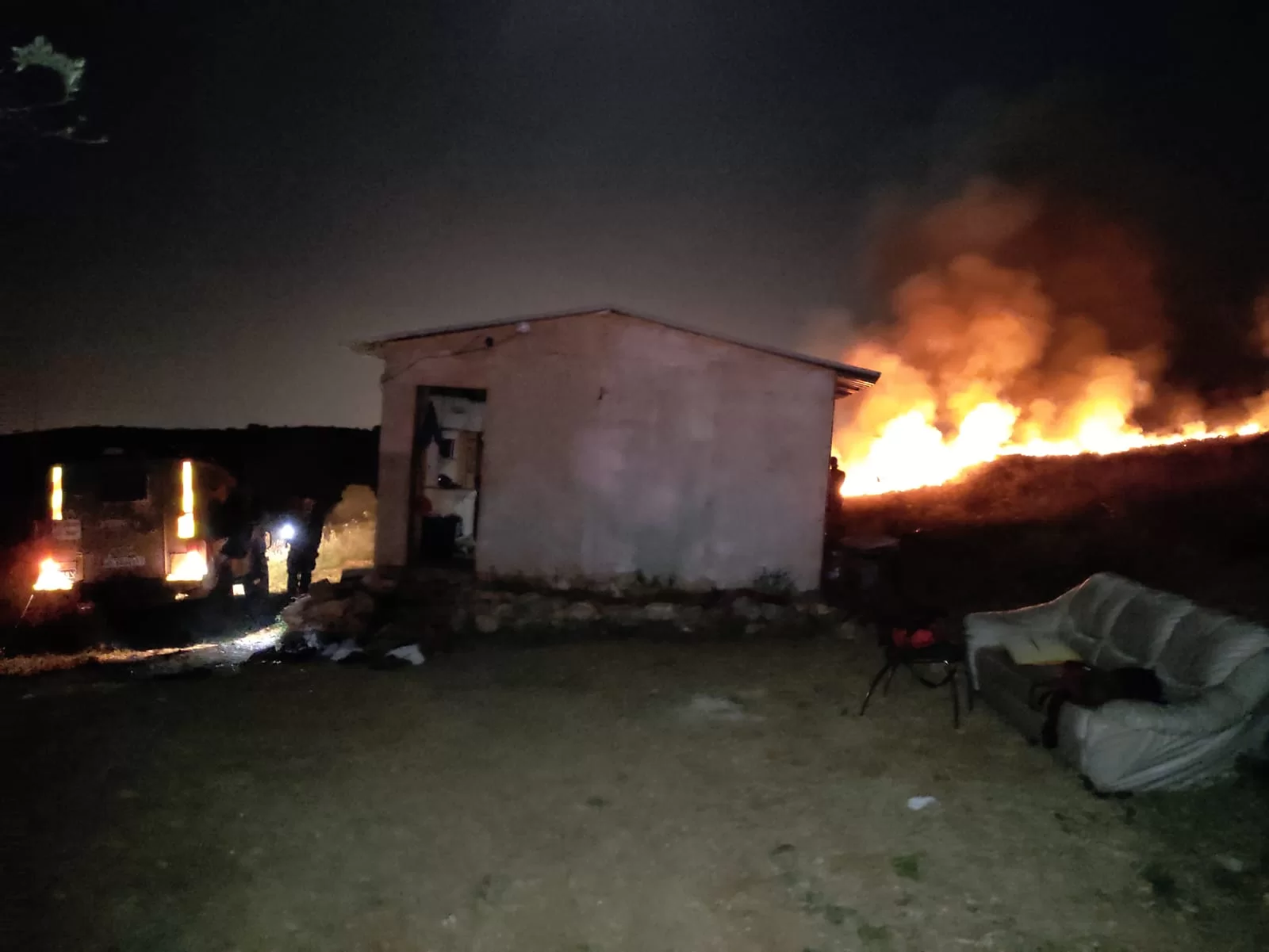 הסלמה בכל הזירות: פיגוע בבנימין - מחבלים ניסו לשרוף בית על יושביו