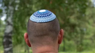 דאגה בקהילה היהודית בקנדה: בית המשפט פסק נגד חבישת כיפה במקומות ציבוריים