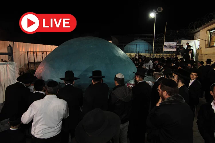 ההדלקה של מרן הראשון לציון רבי שלמה משה עמאר שליט"א רבה של ירושלים