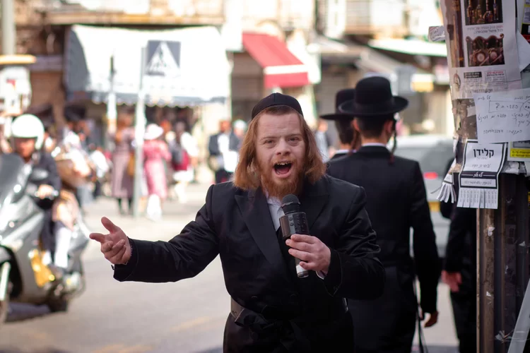 נגינה ושירה ליד המשפחה: כל ההלכות