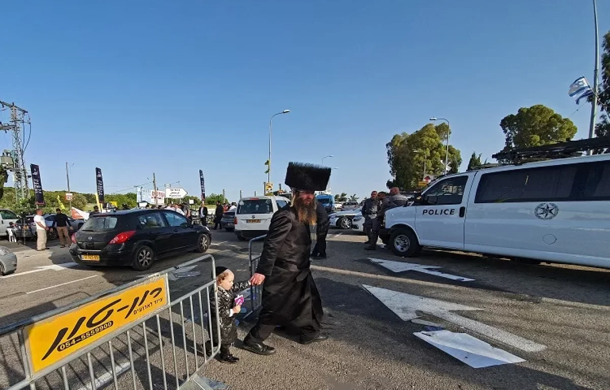 הרבי מקרלין במתקפה נגד פגיעה בשוטרים: "איך אפשר לפגוע ביהודי אחר, מי נותן הצדקה?"