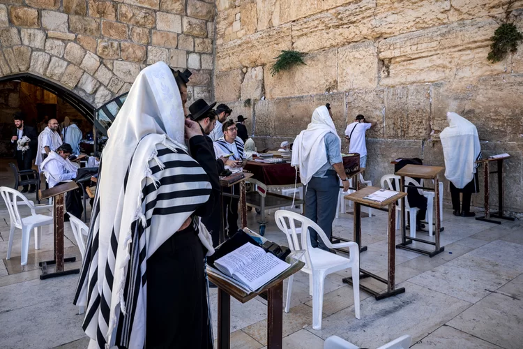 יום אחרי האסון: מה קרה בשעה 6:57 בכותל המערבי?