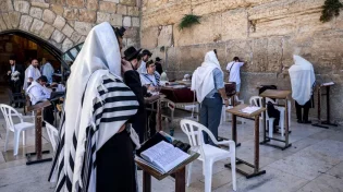 יום אחרי האסון: מה קרה בשעה 6:57 בכותל המערבי?
