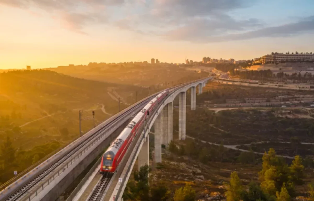 בימים הקרובים: עבודות להארכת קו הרכבת בי-ם יחולו בימים הקרובים