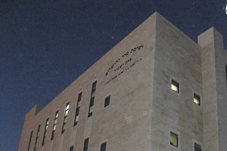 הרב אריאלי: "אפשר להתווכח, אבל לפסול?" הרב אריאלי: "אפשר להתווכח, אבל לפסול?"