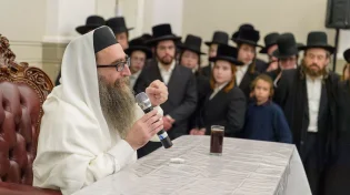 האדמו"ר רבי יאשיהו פינטו שליט"א במסע חיזוק בלונדון - גלריה