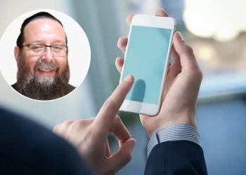 הרב מנחם וייס: בלחיצה אחת אפשר לקבל שפע ברכה והצלחה