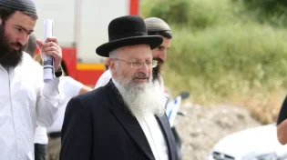 בכירי הרבנים בציונות הדתית נגד הממשלה החדשה: "תפגע בדברים היסודיים ביותר בדת"