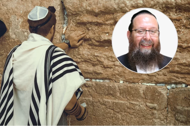 מי נחשב ידידו הנאמן של הקב"ה? הרב מנחם וייס - צום י"ז בתמוז מי נחשב ידידו הנאמן של הקב"ה? הרב מנחם וייס - צום י"ז בתמוז