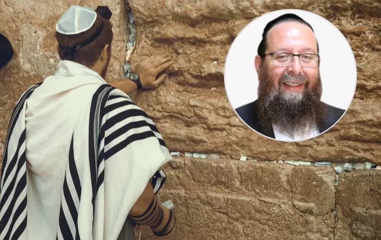 מי נחשב ידידו הנאמן של הקב"ה? הרב מנחם וייס - צום י"ז בתמוז מי נחשב ידידו הנאמן של הקב"ה? הרב מנחם וייס - צום י"ז בתמוז