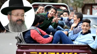 איך בונים בית? המקובל הרב יצחק בצרי: "לפחות 12 ילדים"