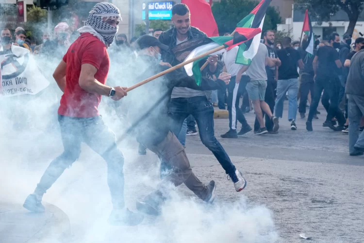 פצוע הלינץ’ בעכו מגיב: "לעשות הכל כדי שדבר כזה לא יחזור"