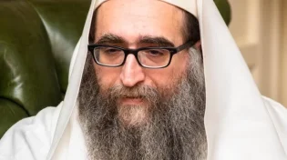הרב פינטו: "זה זמן של הגאולה, נמצאים אחרי המגיפה הגדולה"