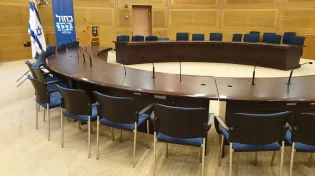 ניצחון ליהדות החרדית: הקואליציה משכה את חוק שירות הביטחון