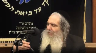 כשהפלאפון של הרב שלום ארוש צלצל בשיעור. צפו בתגובת הרב