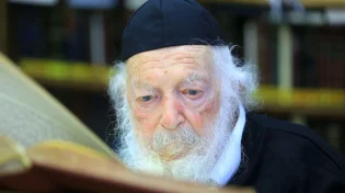 אביו של הרב קנייבסקי מזהיר: "במשך 7 שנים זה ילווה אותך!"