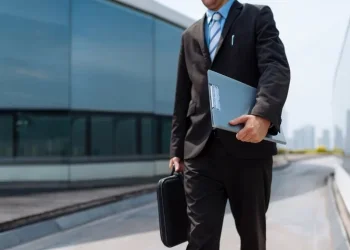 האם מותר לעבוד בשבת? עבודה בשבת האם מותר לעבוד בשבת? עבודה בשבת