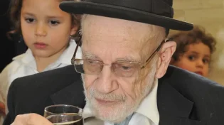 סרטון נדיר לכבוד יום ההילולה של ר&rsquo; שריה דבליצקי