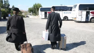 נהג שכינה את הנוסעים החרדים סמרטוטים הושעה מהחברה