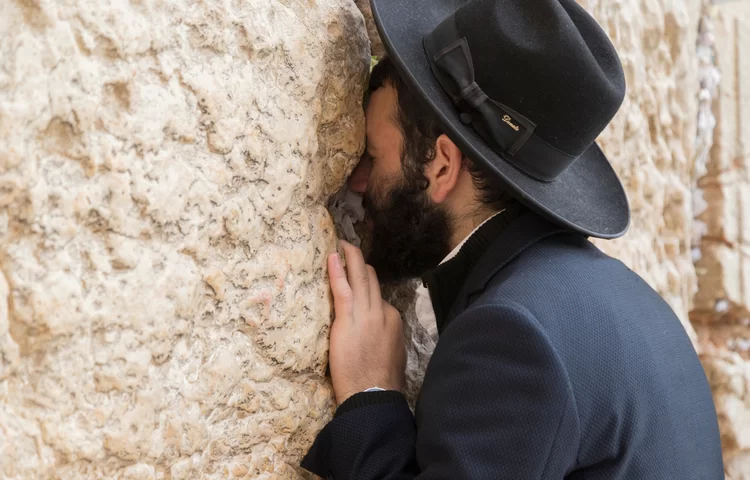 מרתק: מדוע עלינו להיות כמהים לגאולה? מרתק: מדוע עלינו להיות כמהים לגאולה?