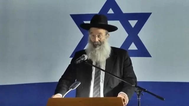רע בני ברק הודיע חליתי במחלה הקשה - התפללו למעני