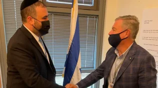 בצל ההתפרצות המחודשת: שגריר אוקראינה פועל להסדרת מתווה אומן