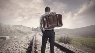 לגמגם כראוי? בושה: הבחור נזרק כי לא דיבר "נכון" בפגישה