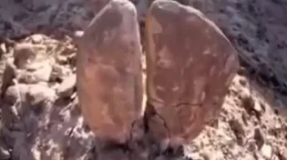 מסעיר את הרשת: האם נמצא הסלע שמשה הכה ויצאו ממנו מים?