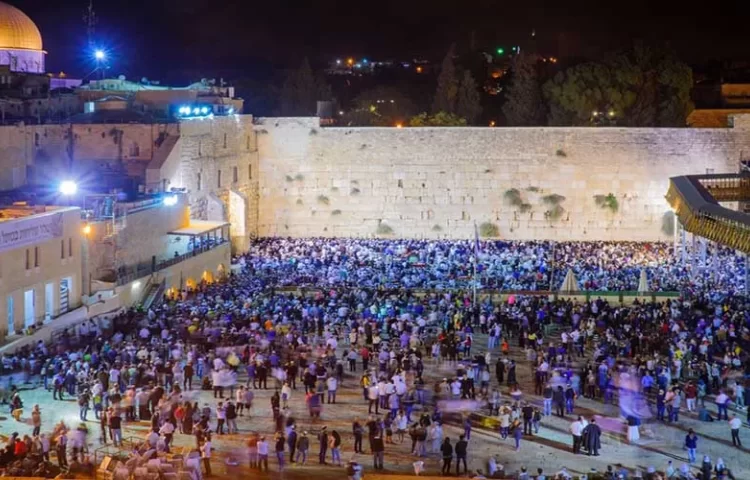 הסליחות בכותל המערבי