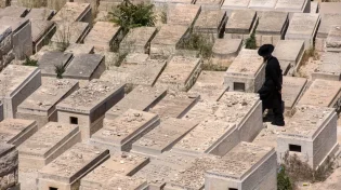הלם: האם מותר להפלל על יהודי שימות?