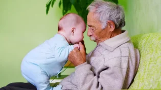 חכמים כזקנים ומתחדשים כתינוקות