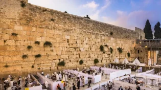 מסכות, אכיפה וקפסולות": המתווה המוצע לתפילה ברחבת הכותל