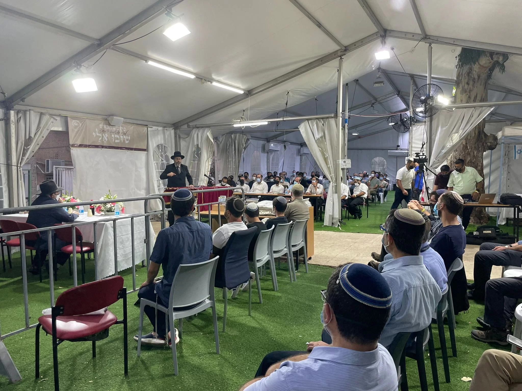 שבוע לראש השנה: הרה"ר הגר״ד לאו במסע תשובה בצפון שבוע לראש השנה: הרה"ר הגר״ד לאו במסע תשובה בצפון