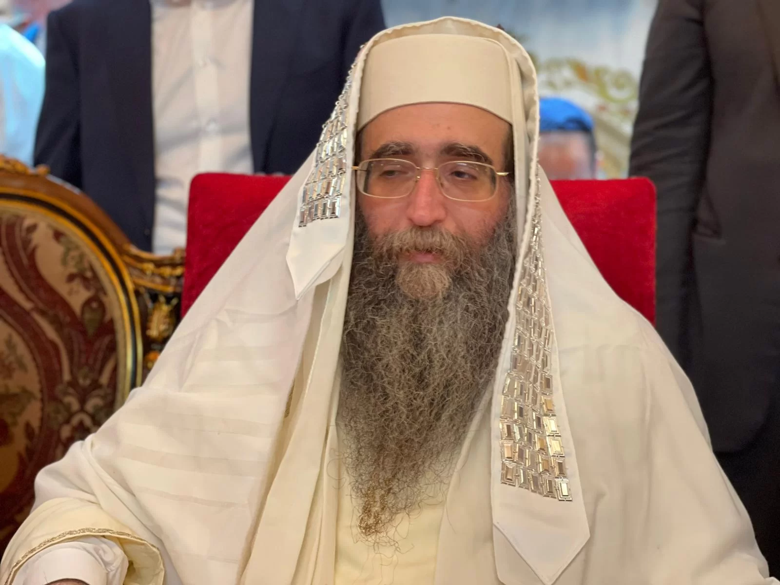 ברוב עם: סליחות ותפילות יום הכיפורים במרכז שובה ישראל